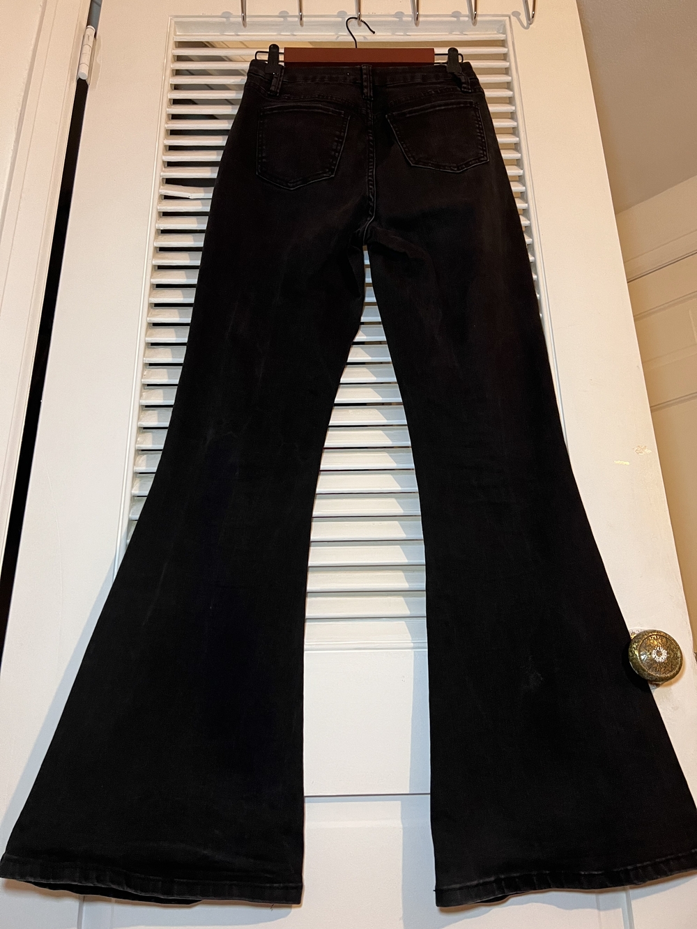 Forever 21 Black High-Rise Flared Wide-Leg Jeans. Stretchy